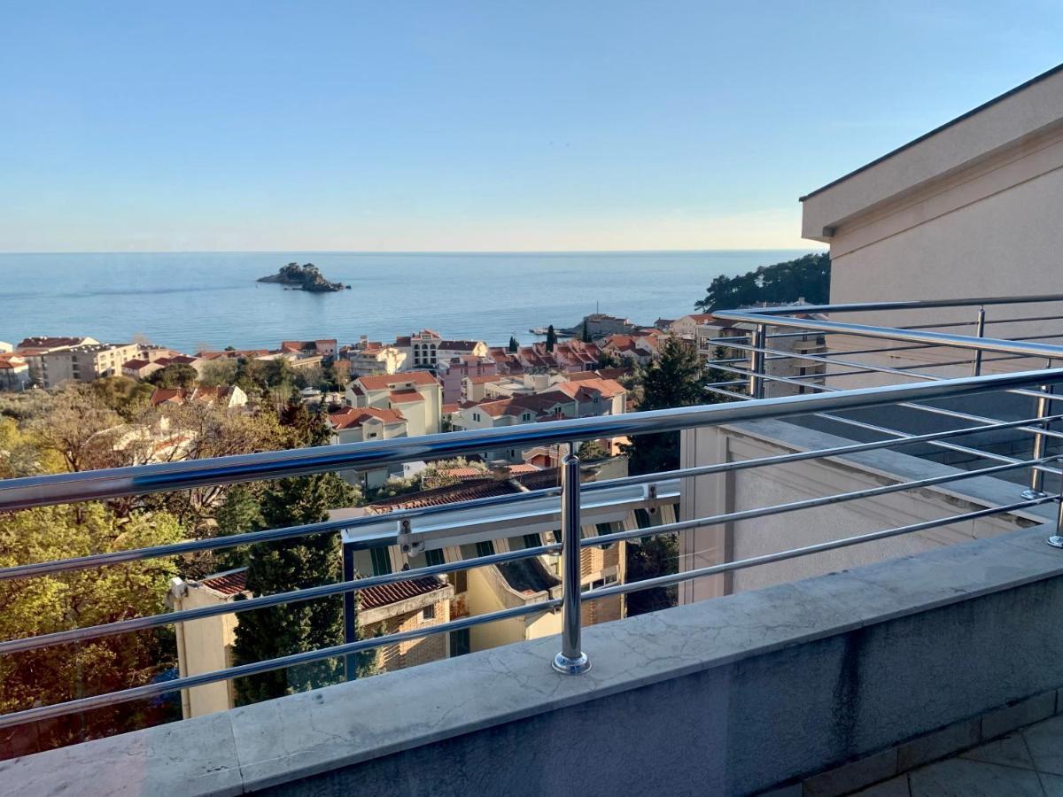 Best View Apartment Petrovac Bagian luar foto