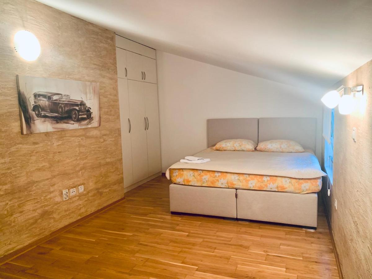 Best View Apartment Petrovac Bagian luar foto