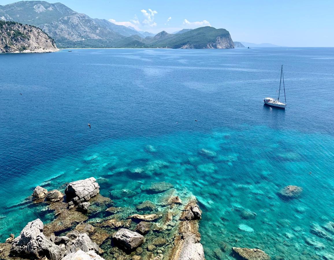 Best View Apartment Petrovac Bagian luar foto