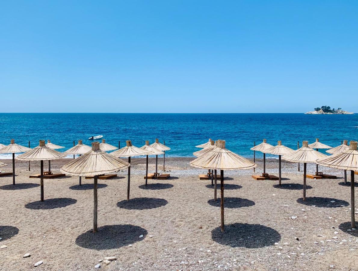 Best View Apartment Petrovac Bagian luar foto