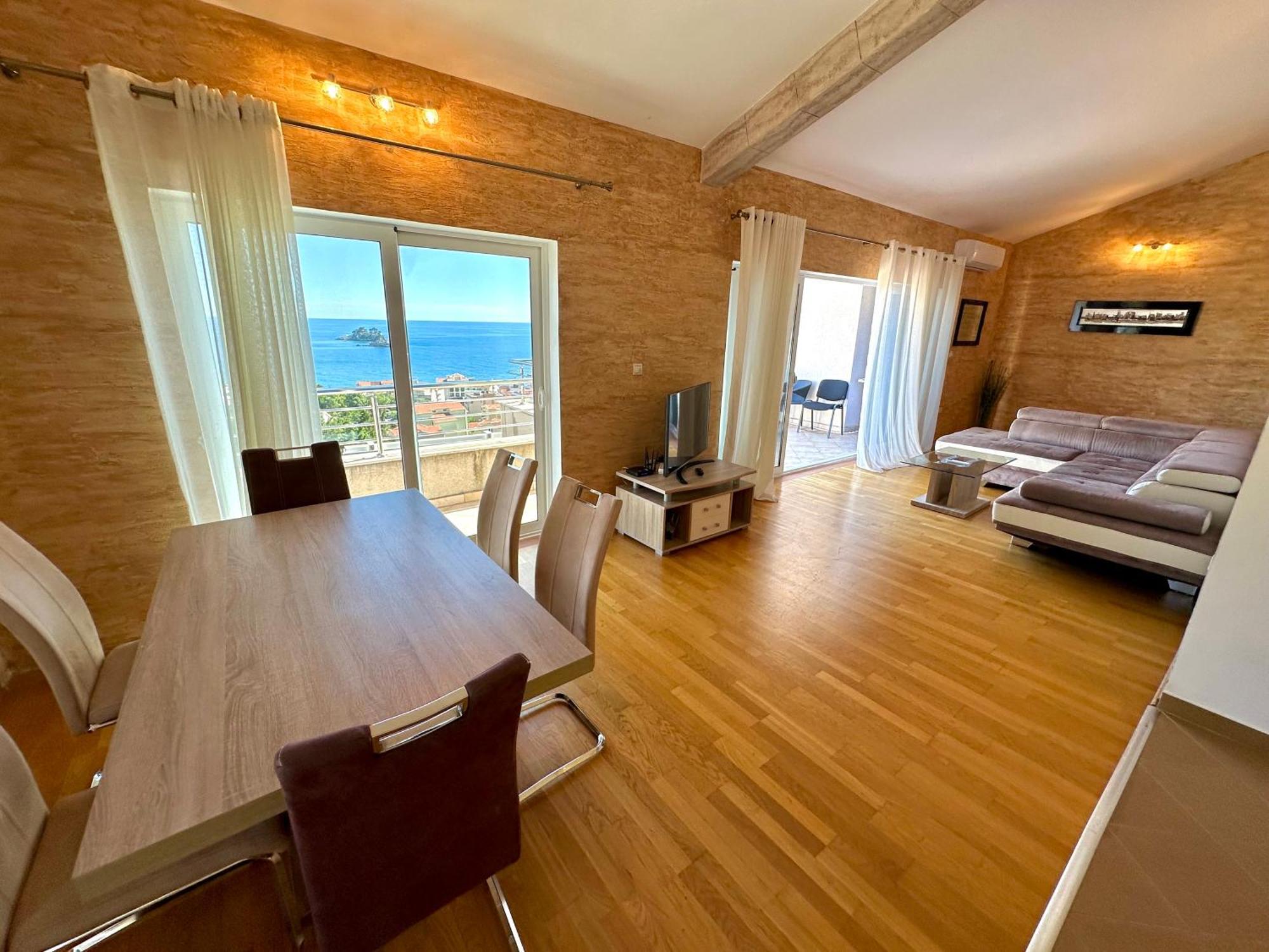 Best View Apartment Petrovac Bagian luar foto