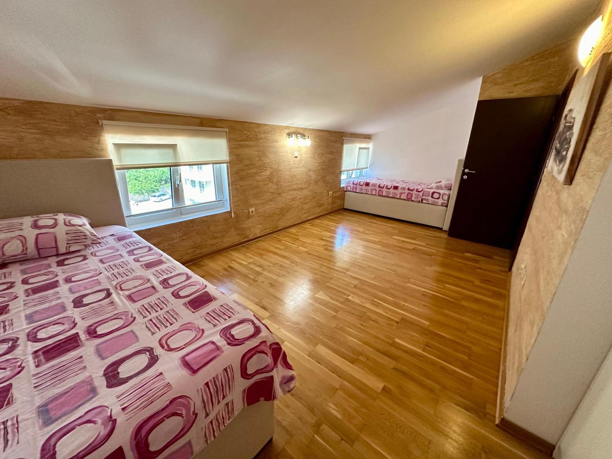 Best View Apartment Petrovac Bagian luar foto