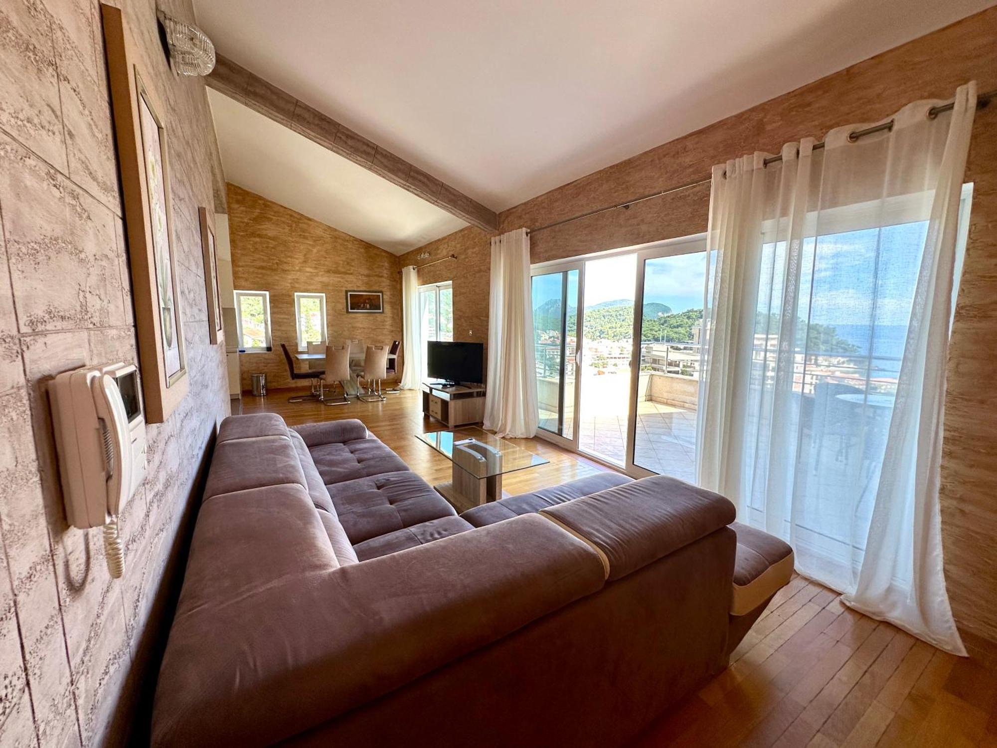 Best View Apartment Petrovac Bagian luar foto