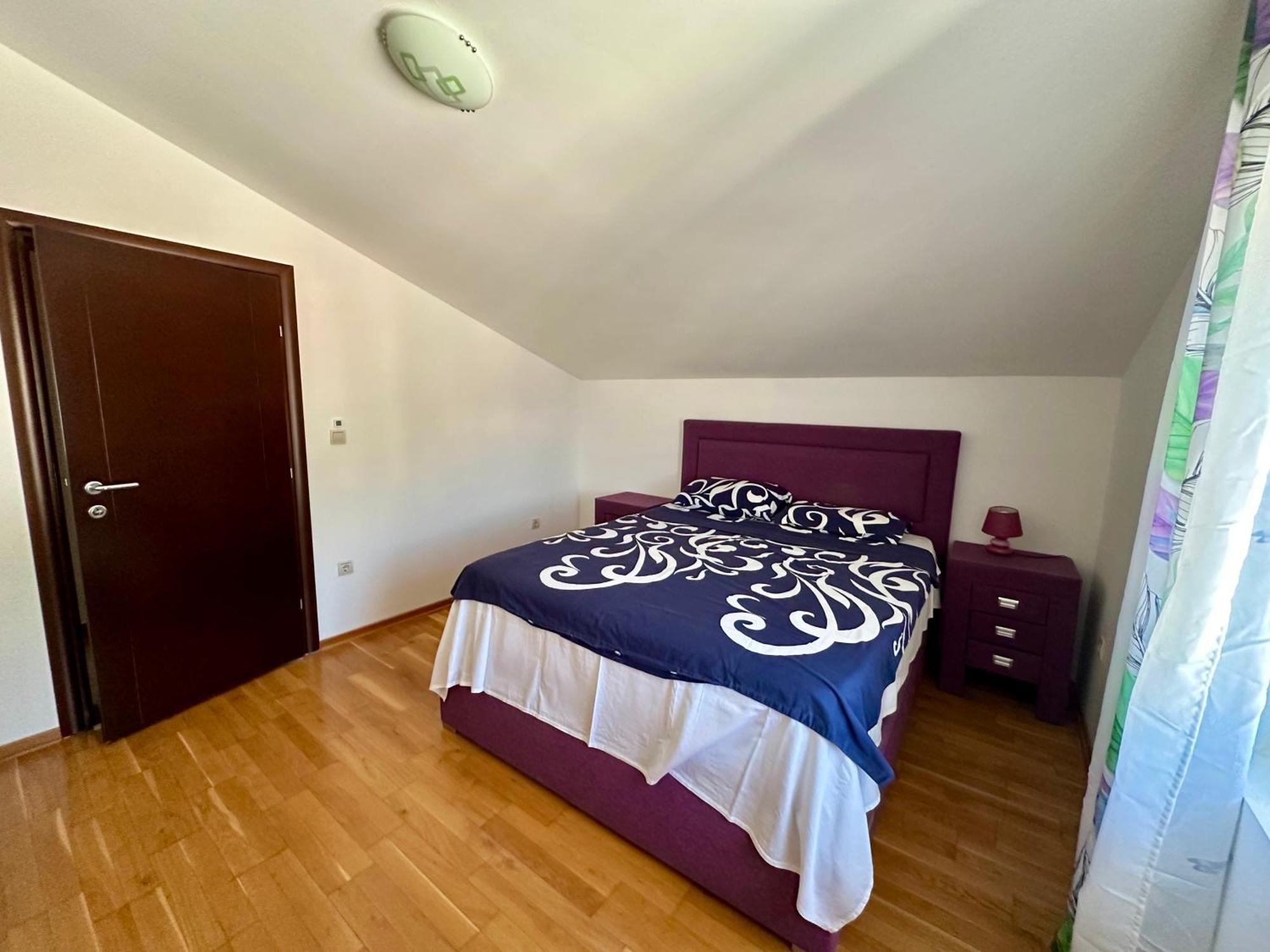 Best View Apartment Petrovac Bagian luar foto