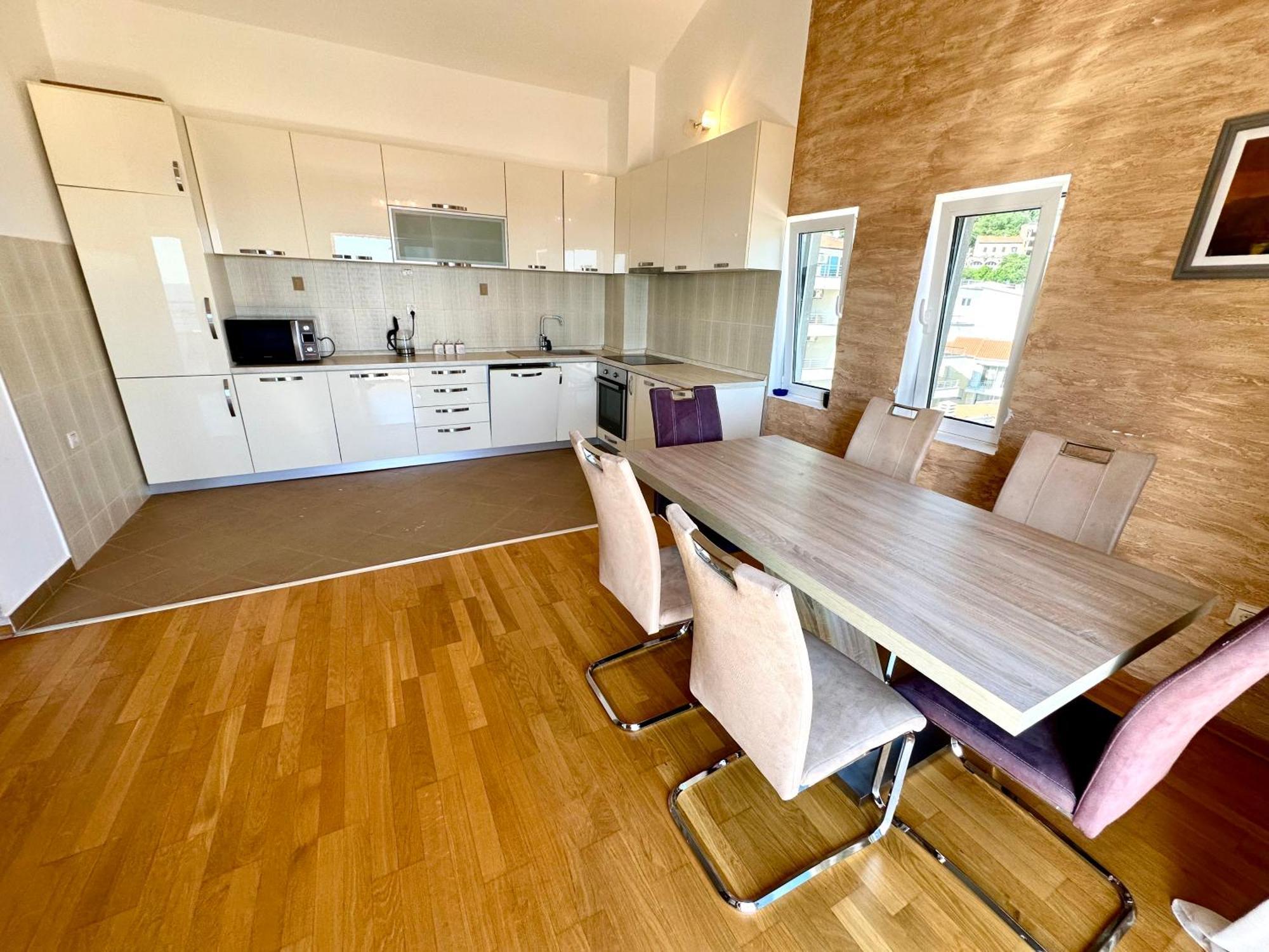 Best View Apartment Petrovac Bagian luar foto